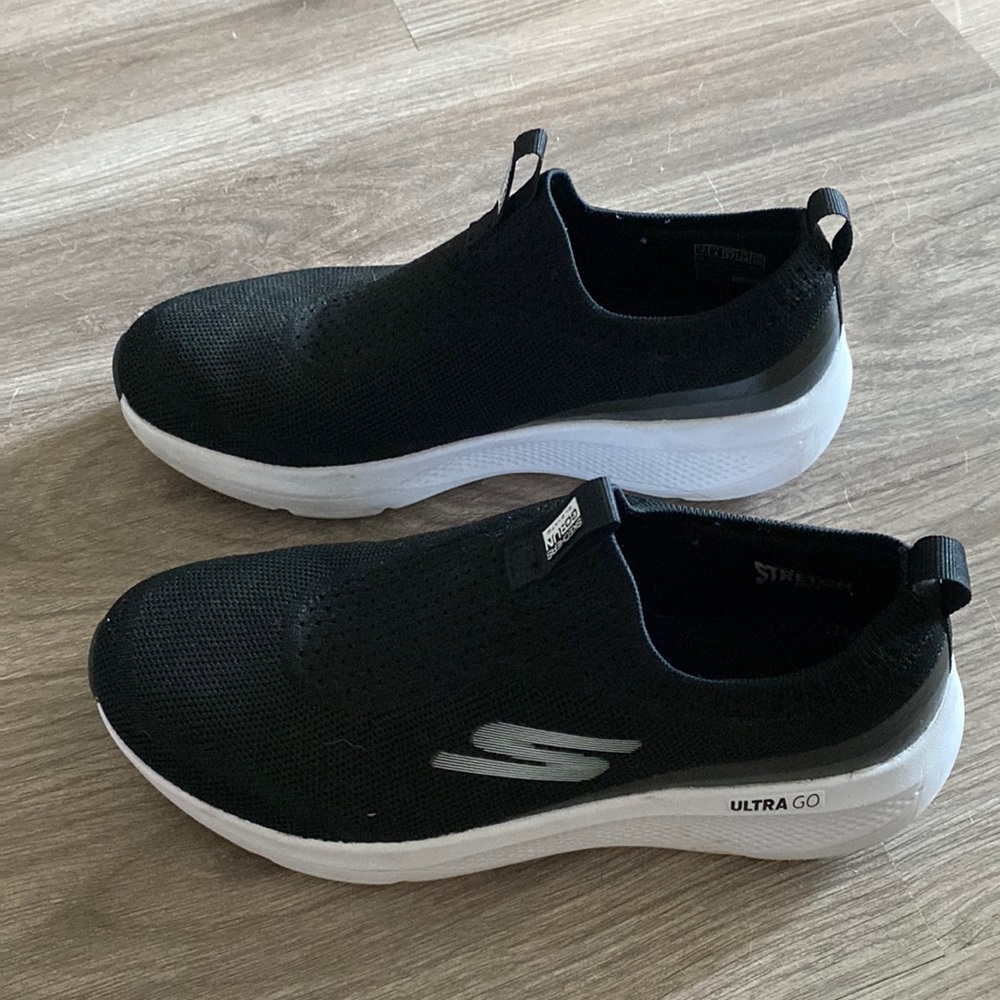 Sketchers slip one - machine washable!